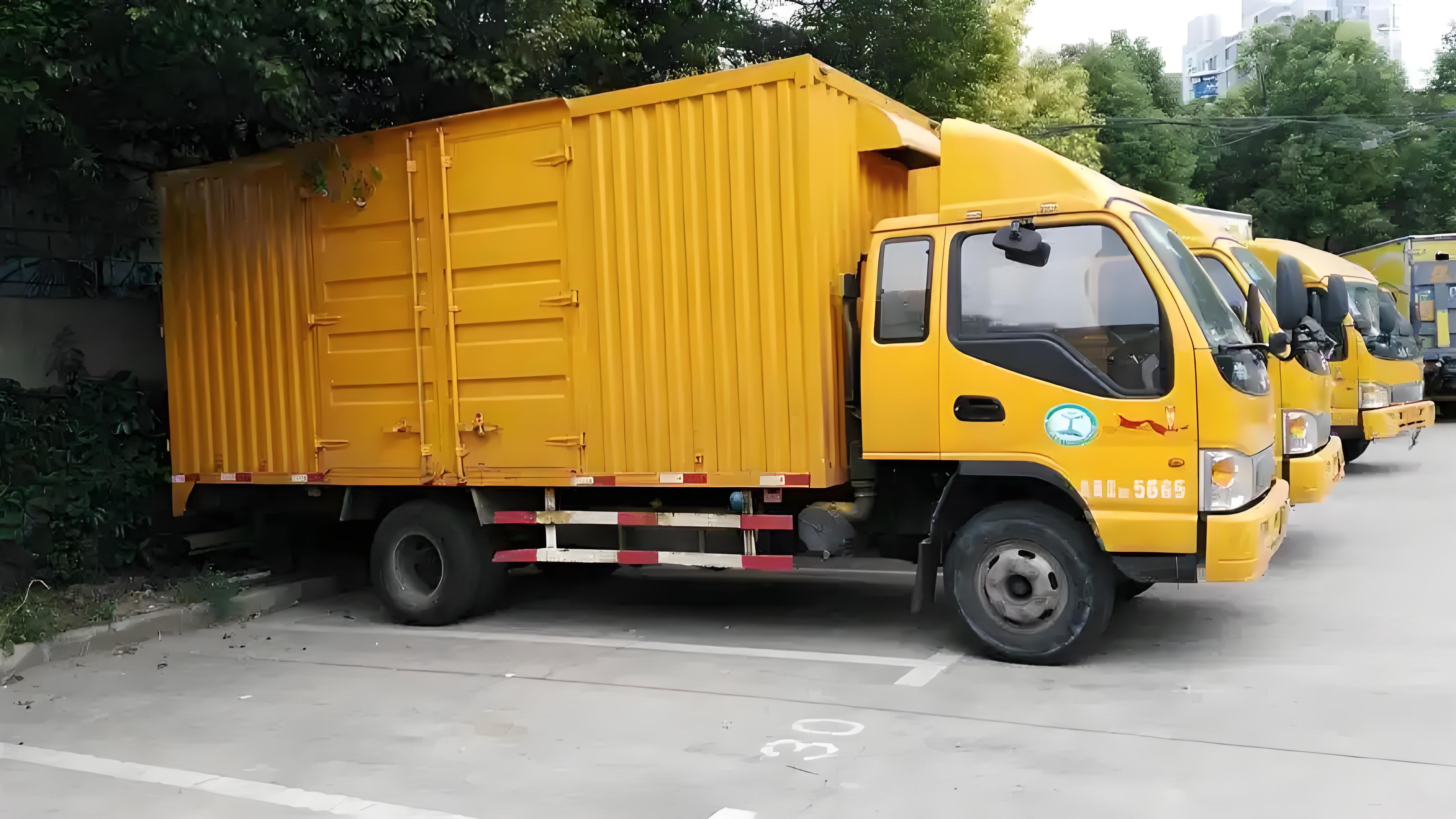 安全運(yùn)輸車輛